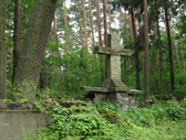 Rodowy-Cmentarz-Pucklerow-w-Cieszkowie-2007-24