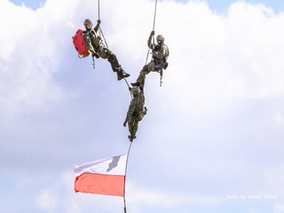 Pokaz Podjęcie Żołnierza z Pola Walki