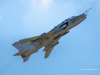 Pokaz Samolotu Myśliwsko Bombowego Suchoj Su-22