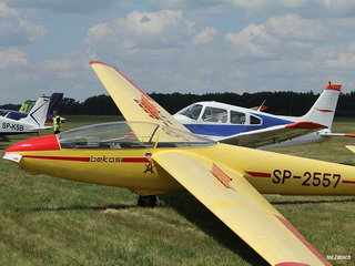 Inne Statki Powietrzne - Na Ziemi - Festyn Lotniczy Michałków 2012 Foto Galeria