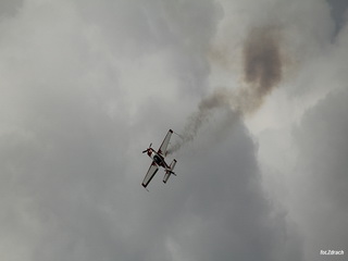 Pokazy akrobacji indywidualnej Artur Kielak - Pokaz drugi Foto Galeria