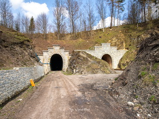 Tunel kolejowy pod Małym Wołowcem