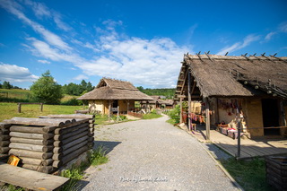 Osada Średniowieczna w Hucie Szklanej
