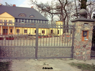 Pałac w Wziąchowie Wielkim Dworek pod Herbem