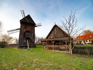 Dworek Skansen w Gosławicach