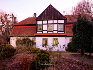 Dworek Skansen w Gosławicach
