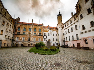 Zamek Piastowski w Jaworz