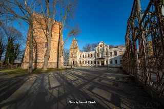 Zamek oraz Ruiny Pałacu Hatzfeldów w Żmigrodzie Foto Galeria 2020