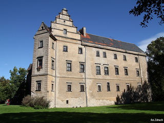 Zamek w Płakowicach