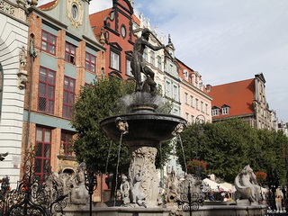 Długi Targ, Fontanna Neptuna, Zielony Most i Długie Pobrzeże w Gdańsku