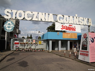 Stocznia Gdańska i Subiektywna Linia Autobusowa Foto Galeria