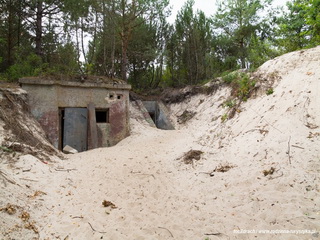 Schrony Podziemne nr.1 i Generator - Nadbrzeżna Bateria Zaporowa w Darłówku Zachodnim, Bunkry w Darłówku, Wał Pomorski, Flak und Küstenbatterie, Flak und Sperrbatterie, Schwerin Foto Galeria