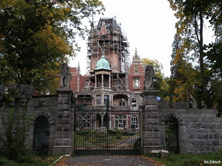 Pałac w Bobrowie